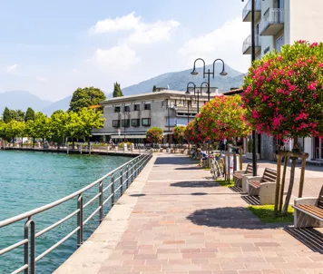 Iseo by