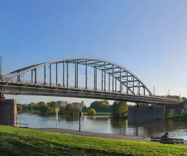Arnhem bro over Rhinen