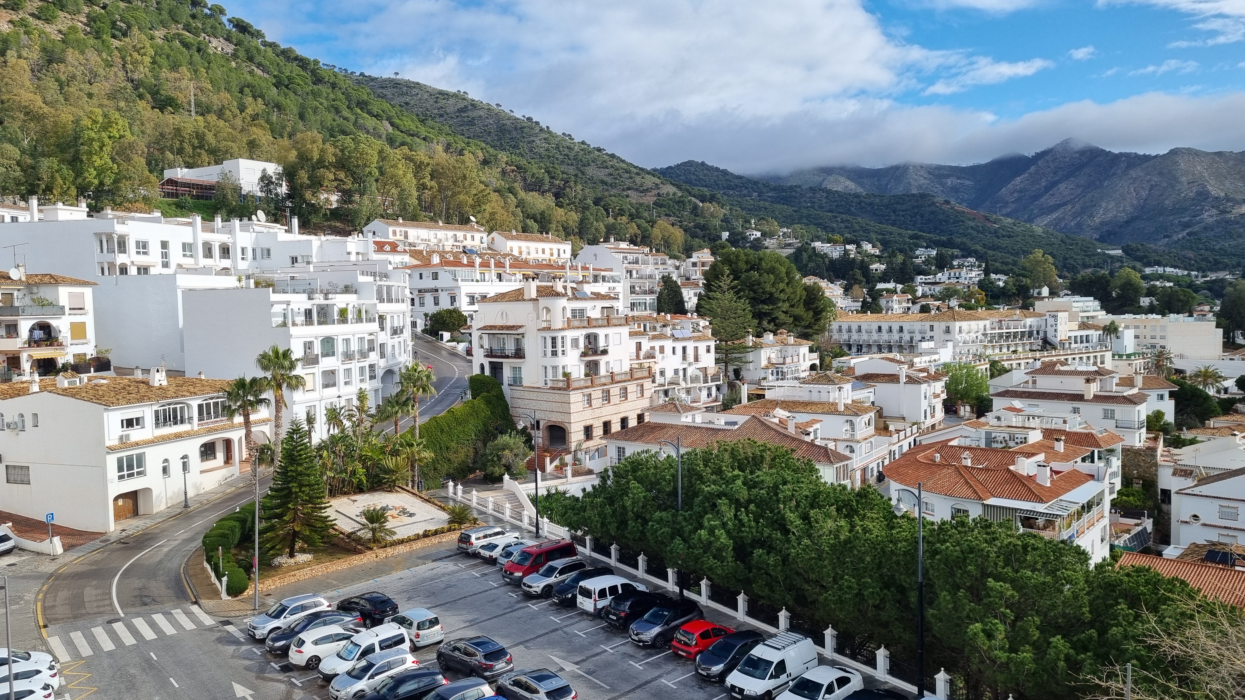 Utsikt mot hotellet fra torget