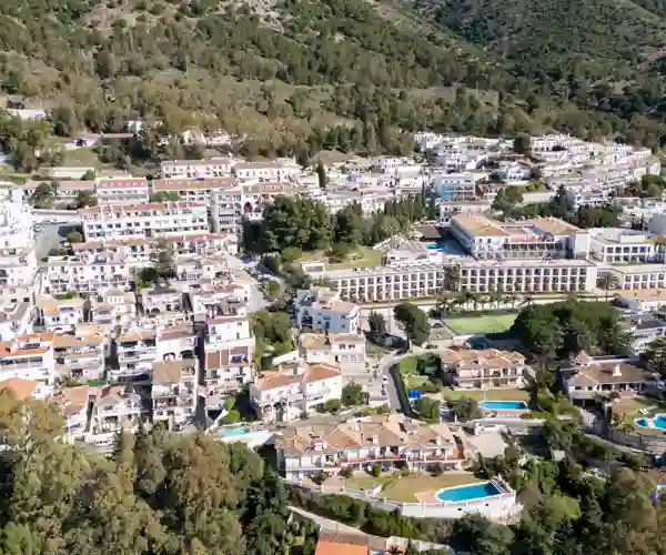 Mijas Pueblo med Hotel TRH Mijas