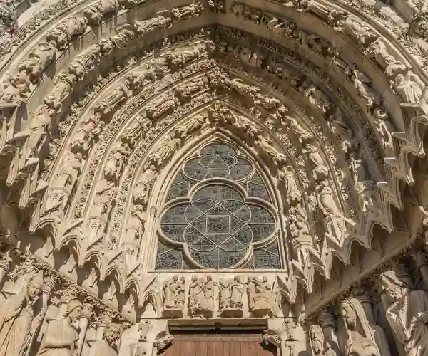 Detalj fra Notre-Dame de Reims