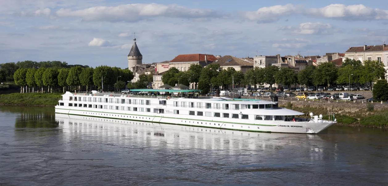 MS Cyrano de Bergerac