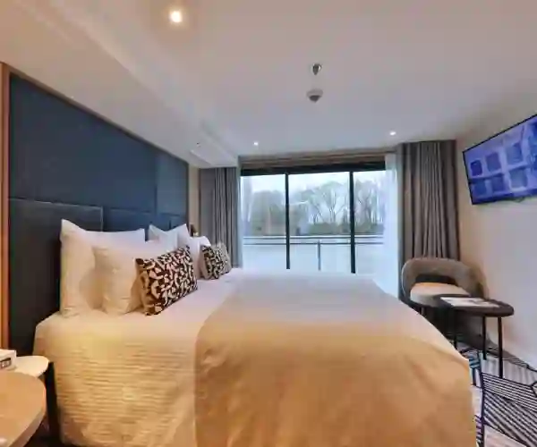 MS VIVA Enjoy. dobbeltlugar Ruby Deck