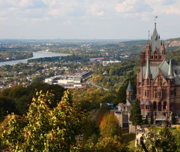 Drachenfels slott i Köningswinter