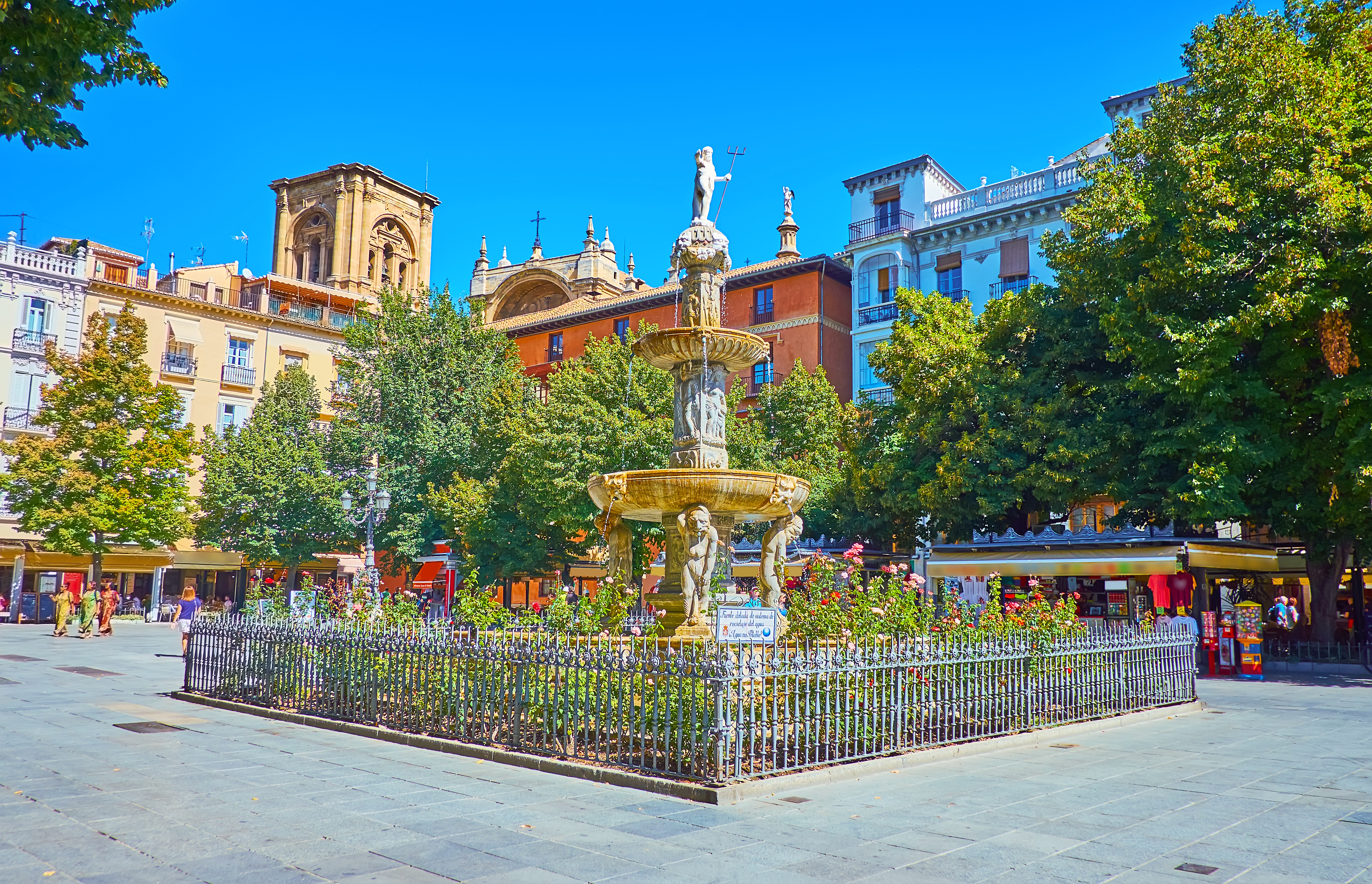 Plaza De Bib Rambla, Granada