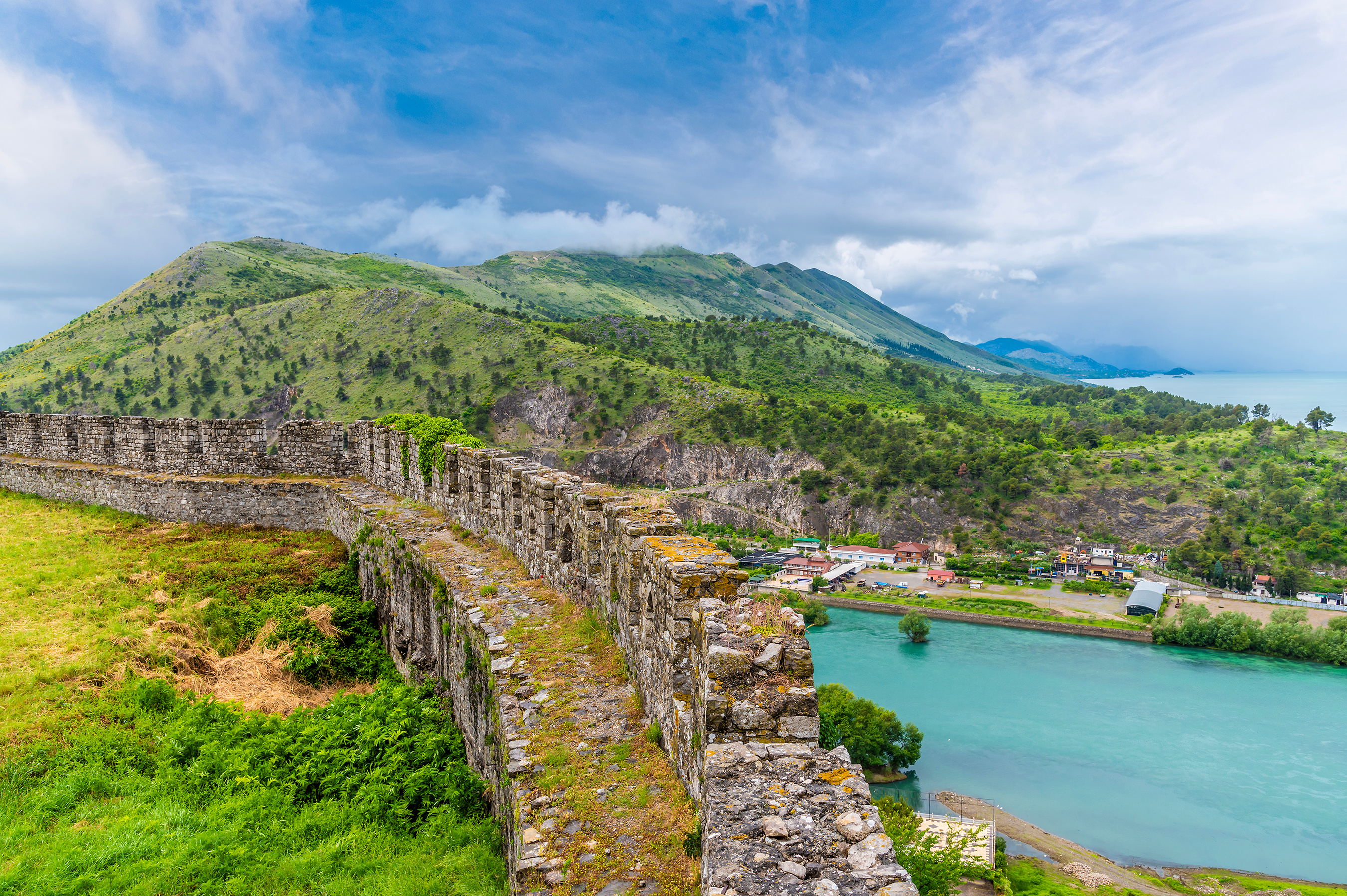 Utsikt fra Rozafa slott i Shkodër